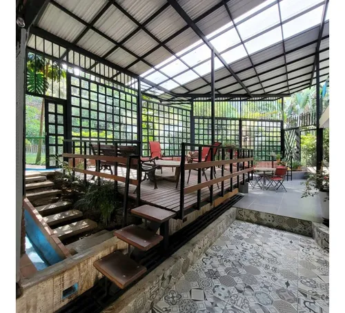 Casa Poblado Cola Del Zorro