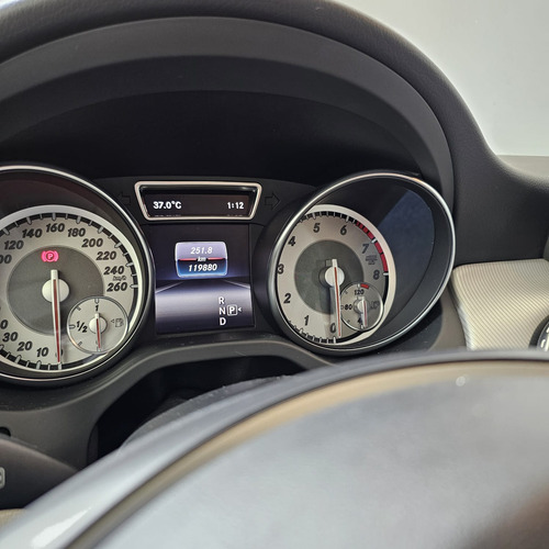 Mercedes-Benz Classe GLA 1.6 Style Turbo Flex 5p