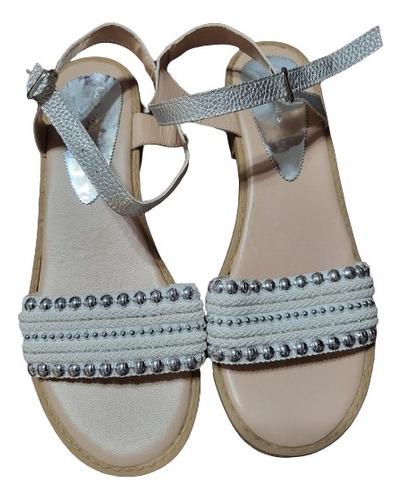 Sandalias Cuero Y  Lona Mujer  Con Tachas Platedas.