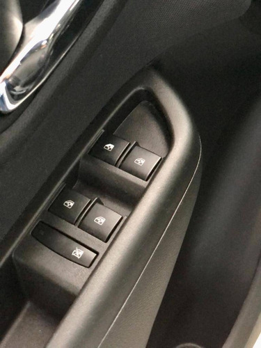 Imagem 13 de 15 de Chevrolet Onix 1.4 Mpfi Ltz 8v Flex 4p Automático