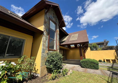 Casa En Venta De 4 Dorm. En Portal De La Frontera