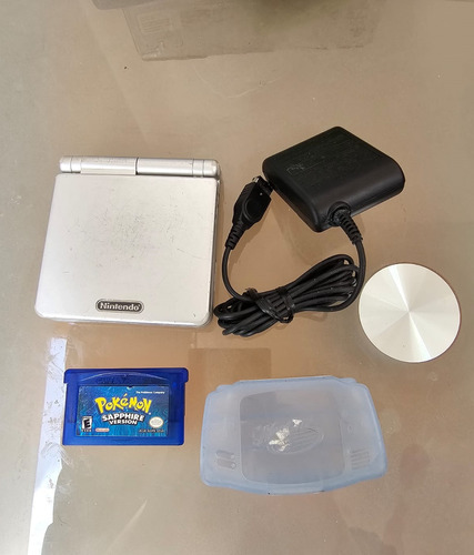 Game Boy Sp + Juego Pokemon Sappire Con Porta Juego
