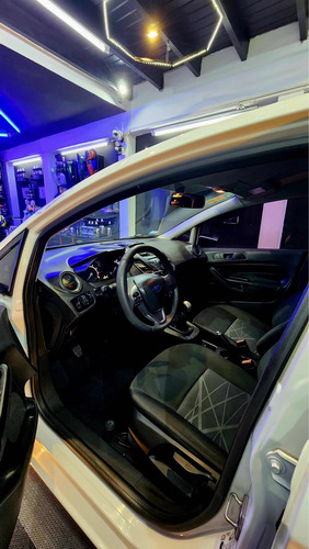 Ford Fiesta Kinetic 1.6 S Plus 120cv