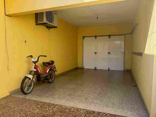 Gran Casa De 2 Dorm Y Jardín En San Jerónimo Norte