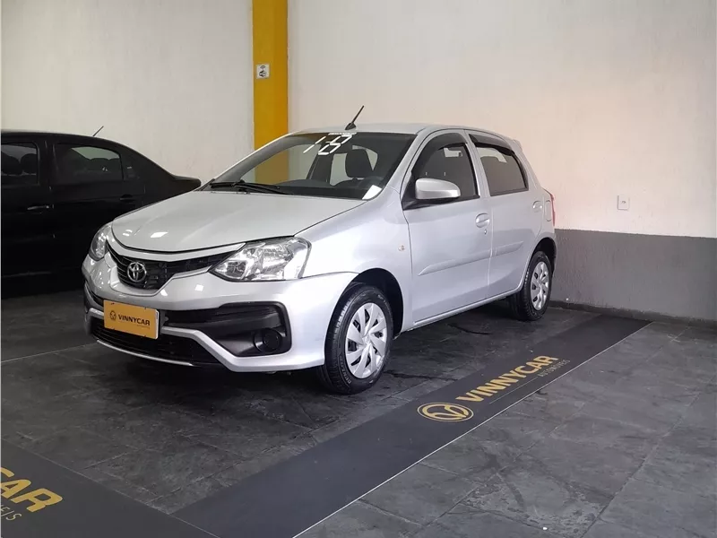 Toyota Etios 1.3 X 16V FLEX 4P MANUAL