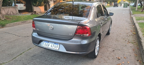 Volkswagen Gol Sedan 1.6 Comfortline Plus 101cv 2013