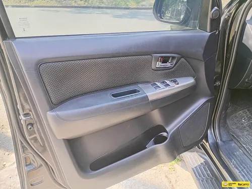 Toyota Fortuner 2.7 Sr5