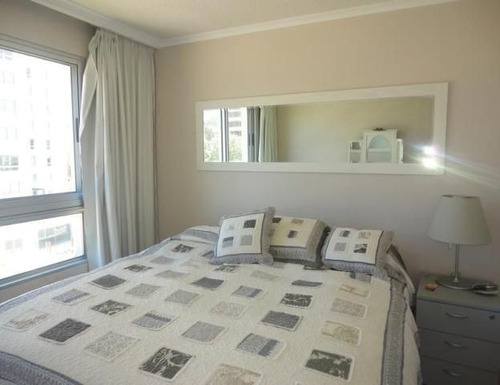 Apartamento En Venta De 3 Dormitorios En Roosevelt