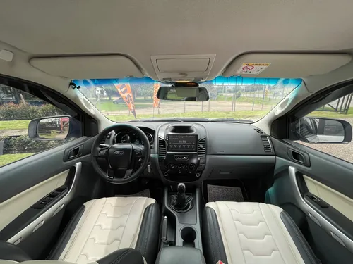 Ford Ranger 2.5 Xls Mt 4x2
