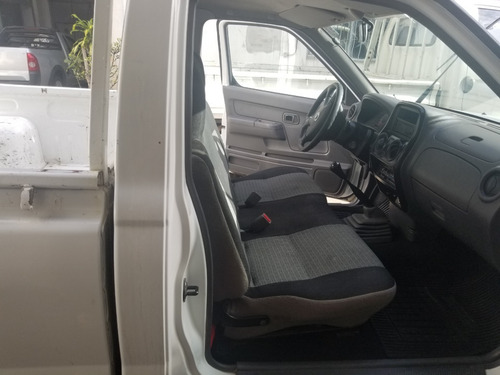 Nissan Frontier 4x2 Pick D22cl Año 2011