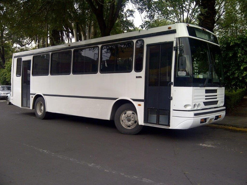 Imagen 2 de 7 de Volvo C-11 Autobus 40 Pasajeros