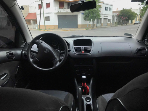 Peugeot 207 1.4 Xr 2009