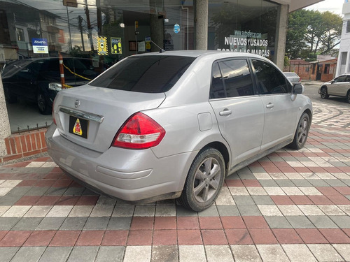 Nissan Tiida 1.8 Emotion 4 P 2011