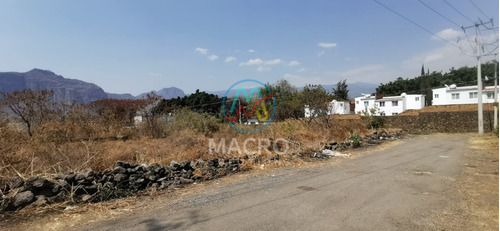 En Venta Amplio Terreno En Tlayacapan Morelos Cerca Del Centro Con Conexion A Los Servicios