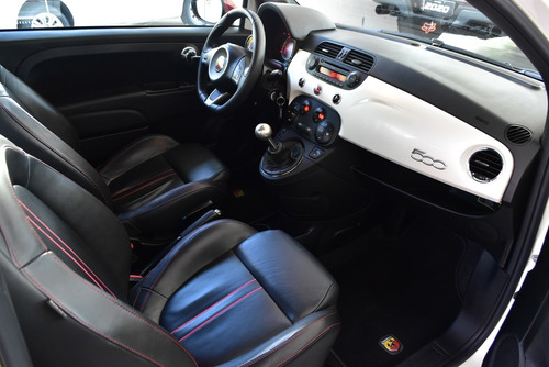 Imagen 9 de 15 de Fiat 500 1.4 Turbo Abarth - Car Cash
