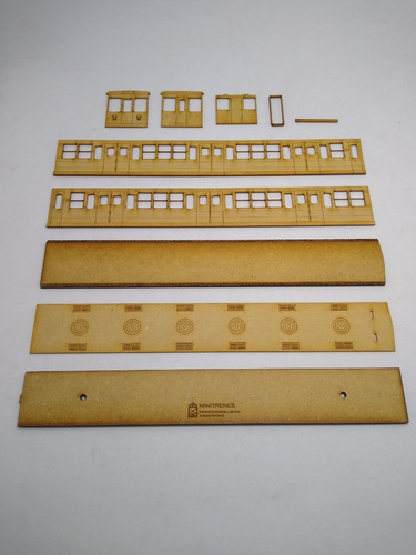Imagen 1 de 10 de Nico Coche Cabina Subte B Mitsubishi Fibrofac H0 (mnt 146)