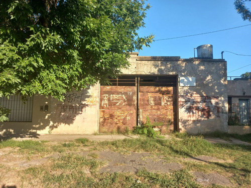 Galpón En Venta En El Centro De General Las Heras