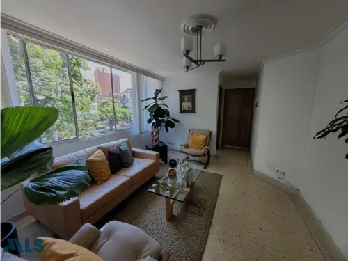 Apartamento Con Excelente Ubicacion