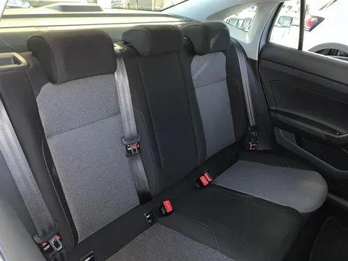 Volkswagen Virtus TRENDLINE AUTOMATICO