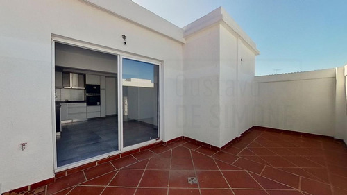 Imagen 6 de 30 de Venta Ph 4 Ambientes En Agronomia Con Cochera, Patio Y Terraza