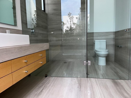 Imagen 24 de 30 de Venta De Casa Nueva En Condominio En Las Aguilas