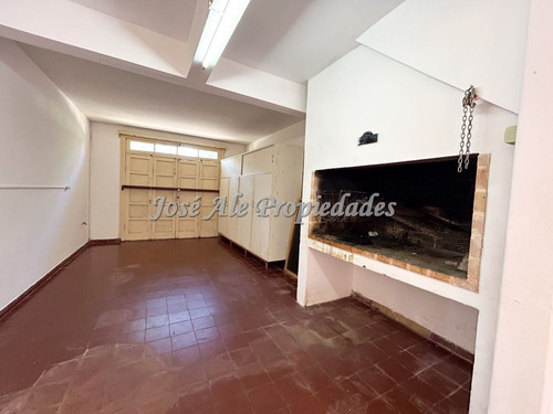 En Venta Casa Con Vista Al Rio De La Plata, Colonia