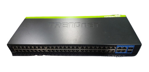 Imagen 4 de 4 de Switch 48 Puertos 10/100 Y 4 Gigabit Rack Rj45 Suiche Pc Red