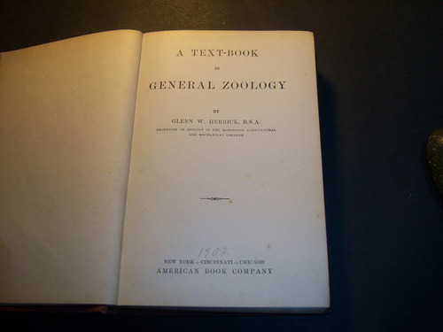 A Text-book In General Zoölogy . Glenn W Herrick