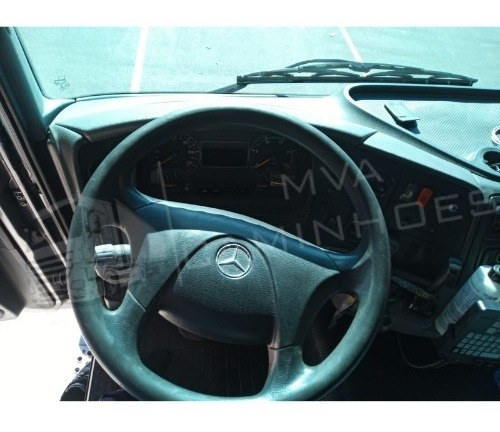 Imagem 5 de 14 de Caminhão Mercedes 2035 - 4x2 T