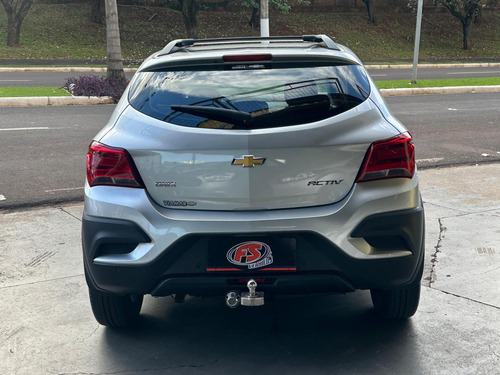 Chevrolet Onix 1.4at Act