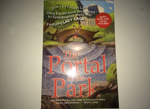 Livro + Cd: The Portal In The Park (part. Lady Gaga)