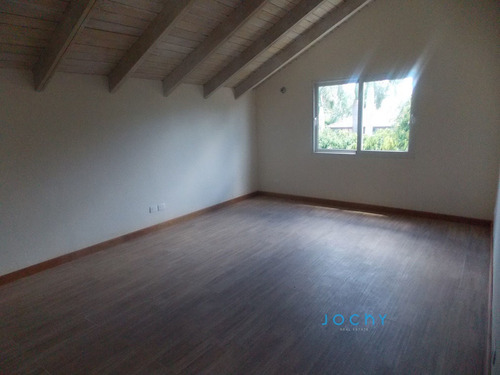 Imagen 9 de 14 de Jochy Real Estate Vende Villa En Casa De Campo, La Romana