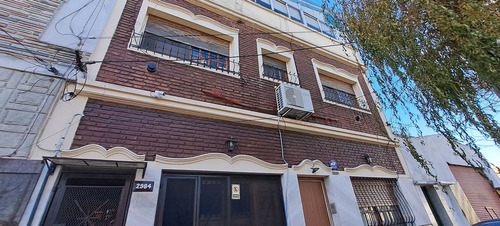 Ph En Venta 2 Amb Y Patio Pb Apto Credito Sarandi