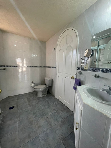 Imagen 15 de 23 de Casa En Venta, Metepec, 4 Recámaras