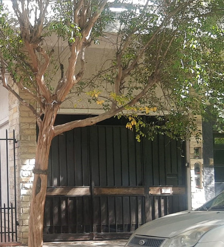 Venta Haedo Ph 2 1/2 Ambientes Fondo Libre Propio