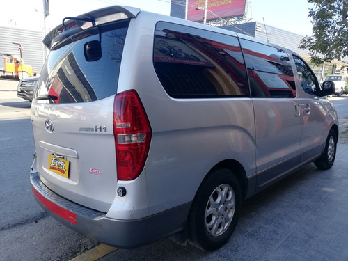 Imagen 4 de 12 de Hyundai H1 2008 2.5 Premium 1 At