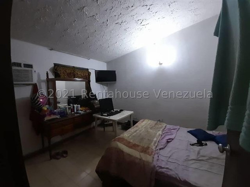 Imagen 5 de 10 de A Oportunidad De Casa Economica En Venta En Palo Negro Estef 22-7070