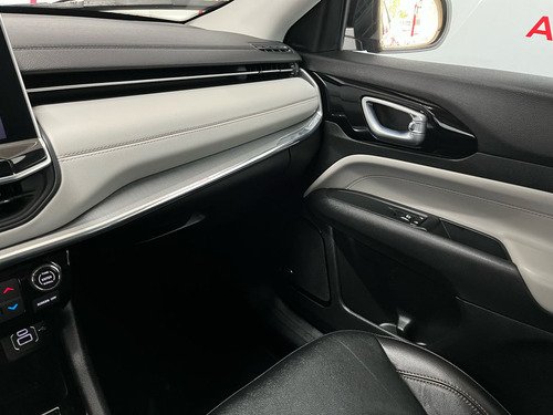 Jeep Compass 2.4 Limited 4x2 At