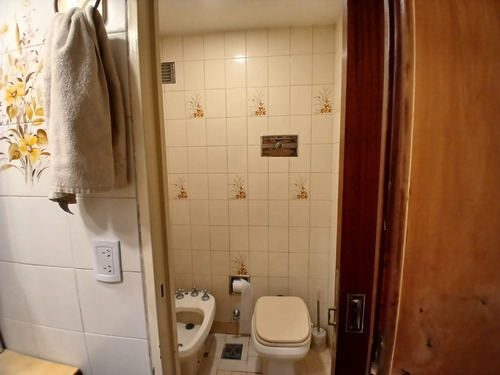 Casa De 3 Ambientes C/opcion A 3er Dormitorio En Pb Y 1er Piso Con Garage, Patio, Balcones, Quincho Y Parrilla
