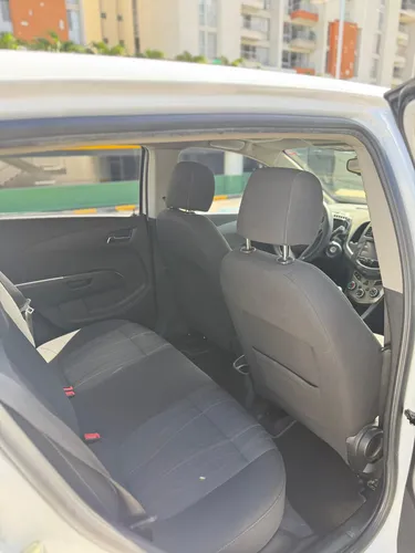 Chevrolet Sonic 1.6 Lt 5 p