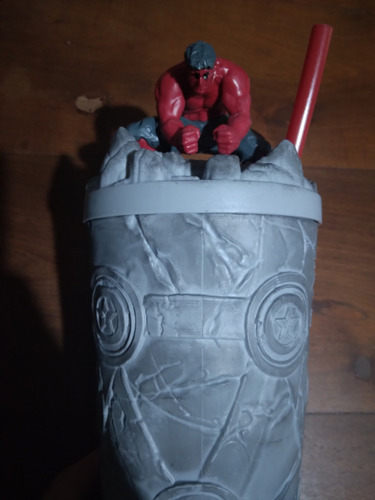 Vaso Coleccionable Cines Hoyts Cinemark Capitán América 2025 Gris Oscuro