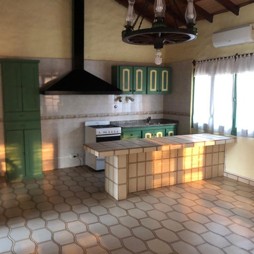Imagen 9 de 16 de Hermoso Chalet En Venta En Barrio Parque Natura - Campana