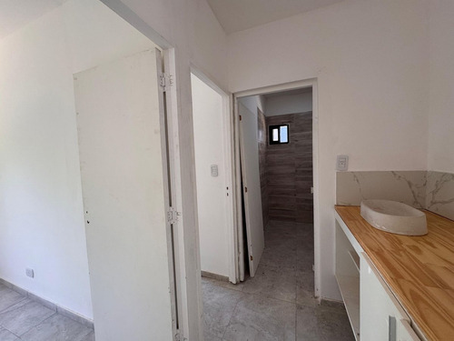 Casa En Housing Con Pileta 3 Dorm Arguello