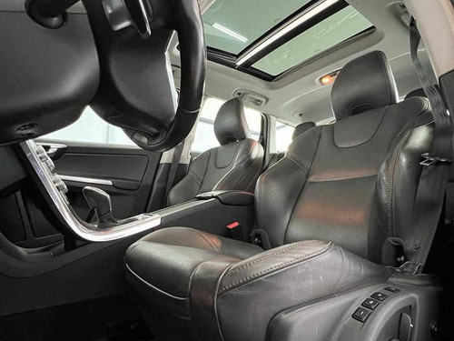 Imagem 8 de 15 de Volvo Xc60 2.0 T5 Mom 2017