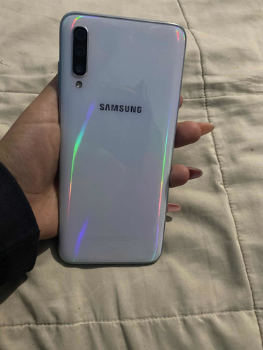 Samsung A70