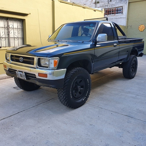 Toyota Hilux 1999 2.8 S/cab 4x4 D Sr5