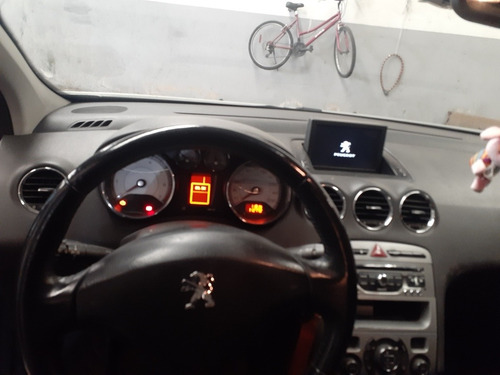 Peugeot 408 2.0 Allure Nav 143cv 2012