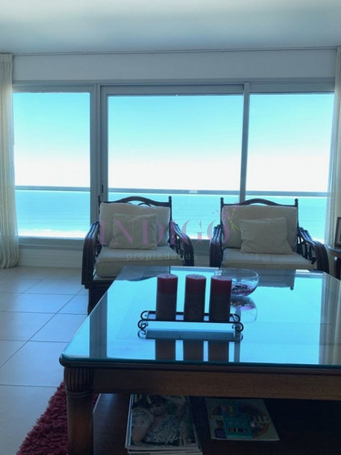 Imagen 1 de 30 de En Venta Primera Línea - Punta Del Este Brava