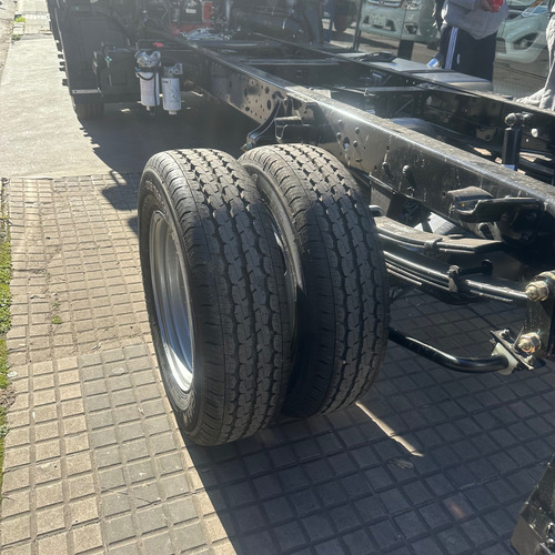 614 Chasis 2.8cummins 140hp Zf