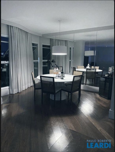 Imagem 1 de 14 de Apartamento - Panamby - Sp - 640139